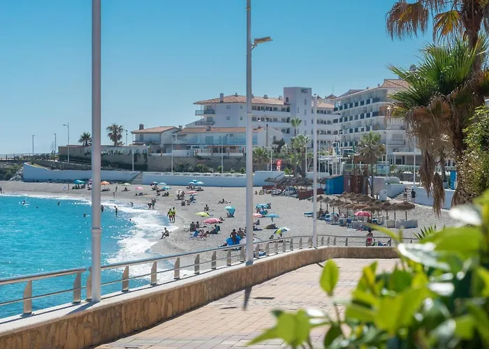 La Amara Maha - En El Casco Antiguo De Frigiliana